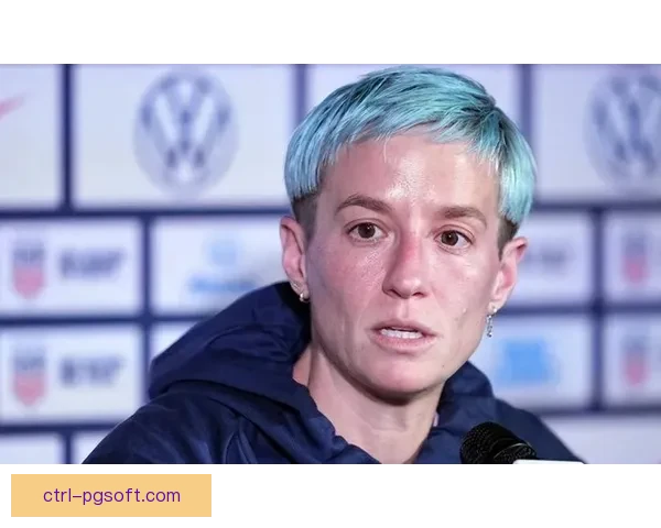 西班牙女足球员珍妮埃尔莫索出庭作证揭露卢比亚莱斯强吻事件内幕